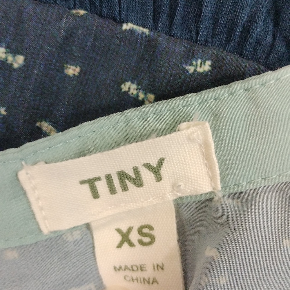 Anthropologie Tiny Orion Henley - Picture 3 of 8